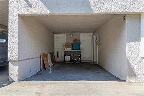 8-3060 Harriet Rd — listing photo 36 of 38