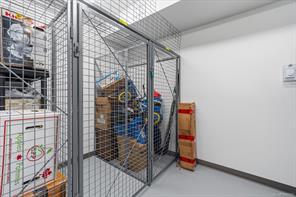 311-120 Jensen Ave — listing photo 22 of 41