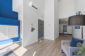 311-120 Jensen Ave — listing photo 27 of 41