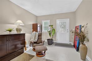 1675 Noel Ave — listing photo 29 of 61