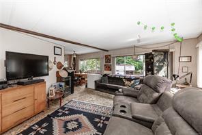 64 Seabreeze Dr — listing photo 15 of 46