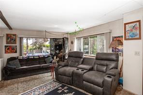 64 Seabreeze Dr — listing photo 17 of 46