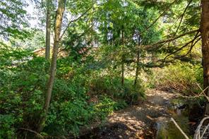 64 Seabreeze Dr — listing photo 40 of 46