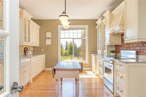 6798 Norcross Rd — listing photo 19 of 75