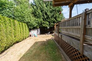 5933 Deuchars Dr — listing photo 21 of 28