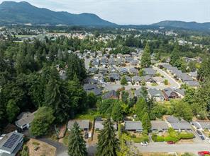 5933 Deuchars Dr — listing photo 27 of 28