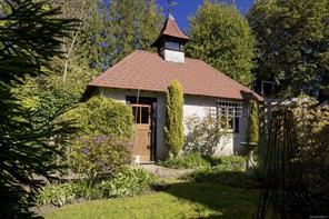 1648 Rockland Ave — listing photo 40 of 55