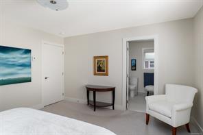 2-2419 Malaview Ave — listing photo 15 of 34