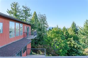 8839 Forest Park Dr — listing photo 17 of 47