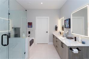 9344 Maryland Dr — listing photo 18 of 40