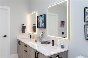9344 Maryland Dr — listing photo 19 of 40
