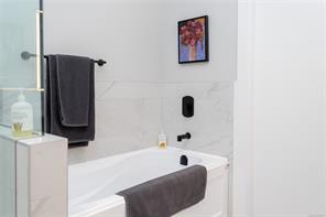 9344 Maryland Dr — listing photo 20 of 40