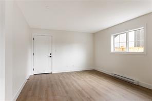 1-913 Dale St — listing photo 23 of 27