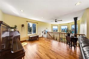 8750 West Coast Rd — listing photo 14 of 75
