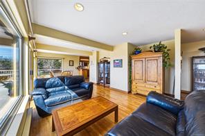 8750 West Coast Rd — listing photo 17 of 75