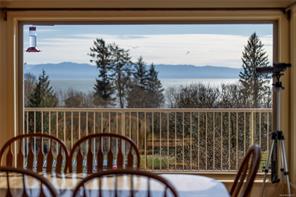8750 West Coast Rd — listing photo 19 of 75