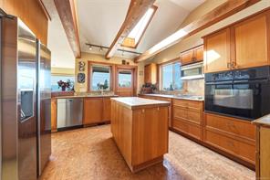 8750 West Coast Rd — listing photo 21 of 75