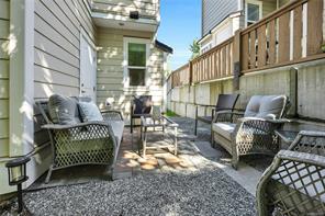 2-6119 Glacier Way — listing photo 32 of 41