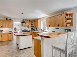 7760 West Coast Rd — listing photo 21 of 81