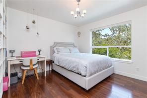 1518 Shorncliffe Rd — listing photo 24 of 99