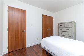 1518 Shorncliffe Rd — listing photo 33 of 99