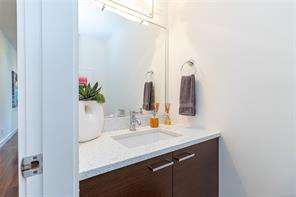 1518 Shorncliffe Rd — listing photo 37 of 99