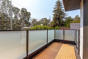 1518 Shorncliffe Rd — listing photo 38 of 99