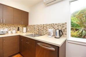 1518 Shorncliffe Rd — listing photo 52 of 99