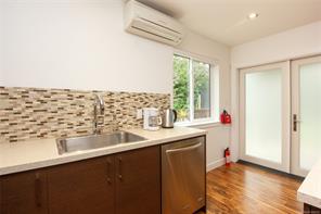 1518 Shorncliffe Rd — listing photo 54 of 99