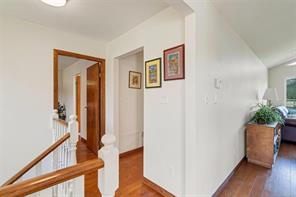 1876 Wessex Rd — listing photo 17 of 69