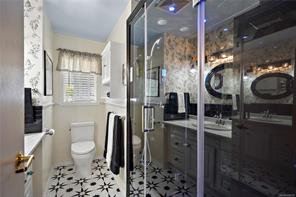 6864 East Saanich Rd — listing photo 31 of 59