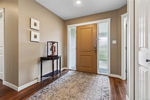 2567 Kendal Ave — listing photo 17 of 53