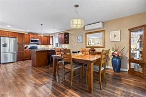 2567 Kendal Ave — listing photo 24 of 53