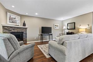 2567 Kendal Ave — listing photo 27 of 53