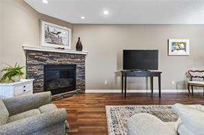 2567 Kendal Ave — listing photo 28 of 53