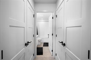 205-947 Whirlaway Cres — listing photo 20 of 49