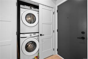 205-947 Whirlaway Cres — listing photo 22 of 49