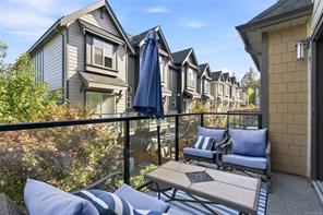 1212 Moonstone Loop — listing photo 18 of 62
