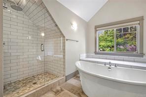 2-315 Robinson Rd — listing photo 17 of 27