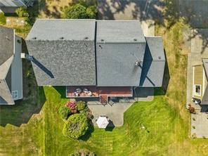 3765 Island Hwy — listing photo 17 of 60