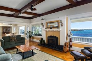 1821 Hollywood Cres — listing photo 20 of 43