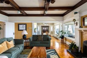 1821 Hollywood Cres — listing photo 22 of 43