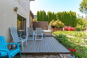 484 Goldstream Ave — listing photo 34 of 39