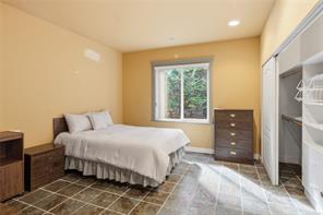 7905 Plumper Way — listing photo 18 of 41