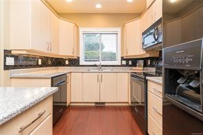 4073 Longview Dr — listing photo 18 of 42