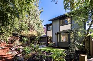1096 Stoba Lane, Saanich
