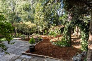 3-1096 Stoba Lane — listing photo 18 of 53