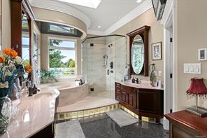 241-3666 Royal Vista Way — listing photo 28 of 57