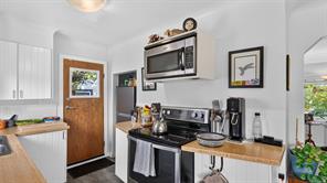 2516 Prior St — listing photo 14 of 44