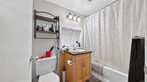 2516 Prior St — listing photo 33 of 44